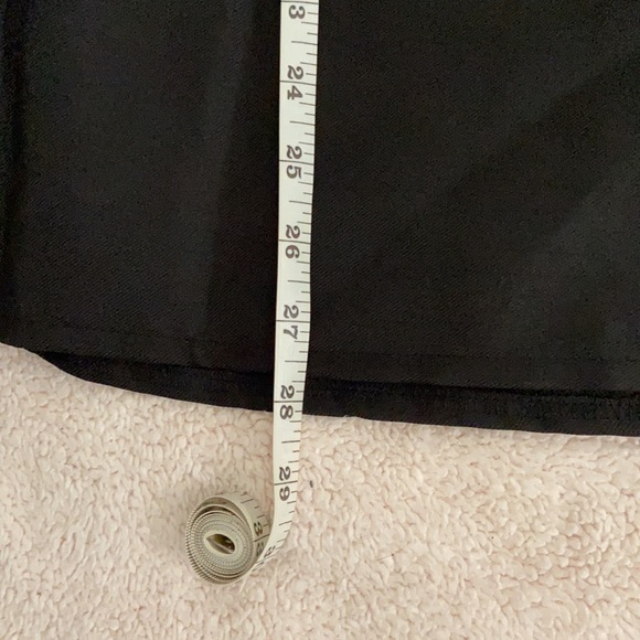 A line skirt - Picture 5 of 10